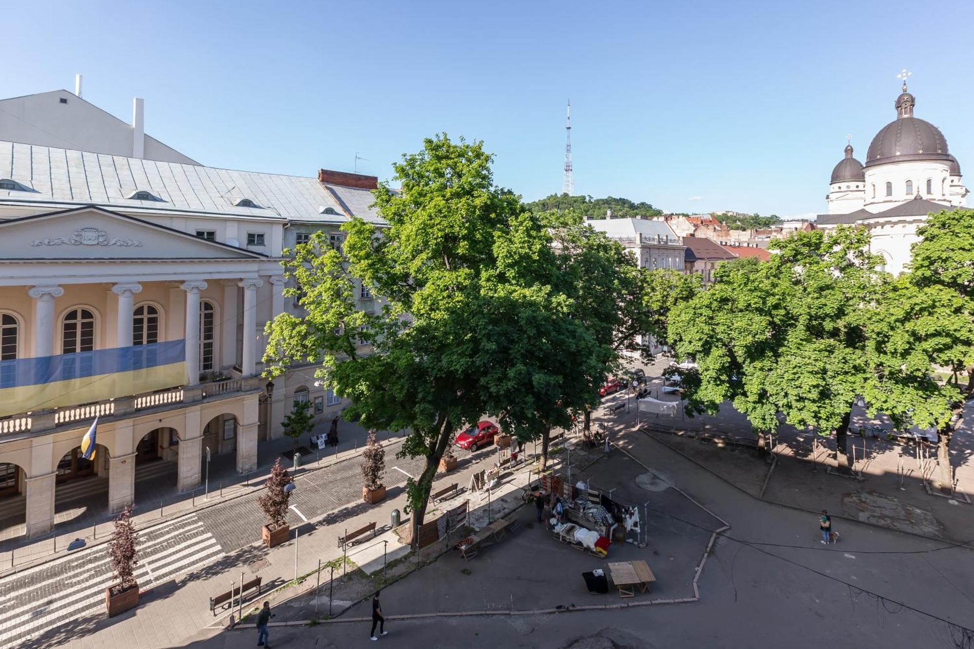 Квартира Віп В Центрі На Вулиці Проспект Свободи 22 Біля Оперного Театру Біля Вернісажу Leópolis Exterior foto
